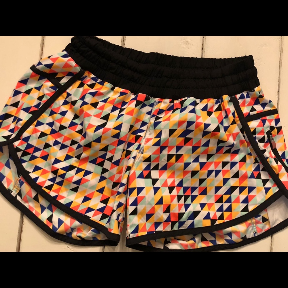 Lululemon Seawheeze Tracker Short -Mosaic